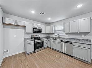 4th image of 6509 NW Altus St
