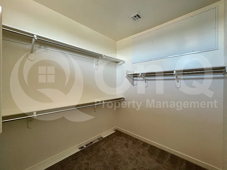 1264 E Curry Rd — Photo 25