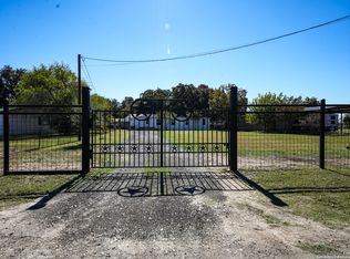 13978 Sherwood Rd, Atascosa, TX 78002