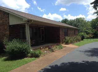 328 S Dry Valley Rd, Cookeville, TN 38506
