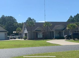 2413 Cobblestone Dr, Blackshear, GA 31516