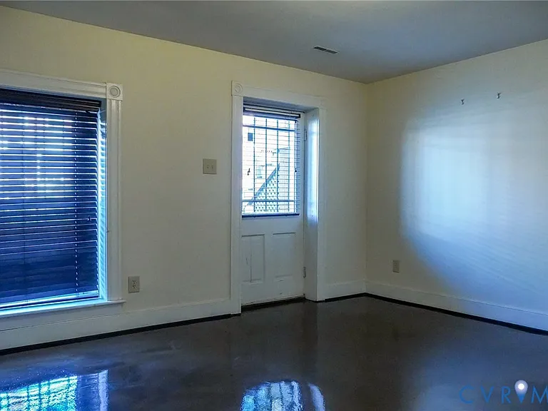 407 W Clay St #A — Photo 7