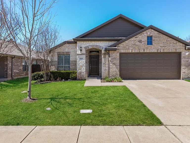 3936 Ironstone Ln — Photo 1