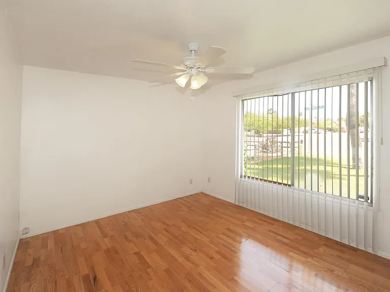 2604 S Cottonwood Dr — Photo 13