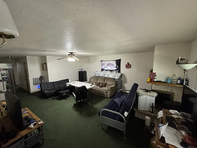 1720 NE Wheatland Dr — Photo 13