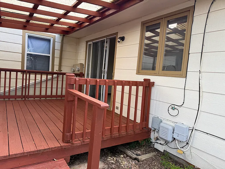212 S Lark Ln — Photo 8