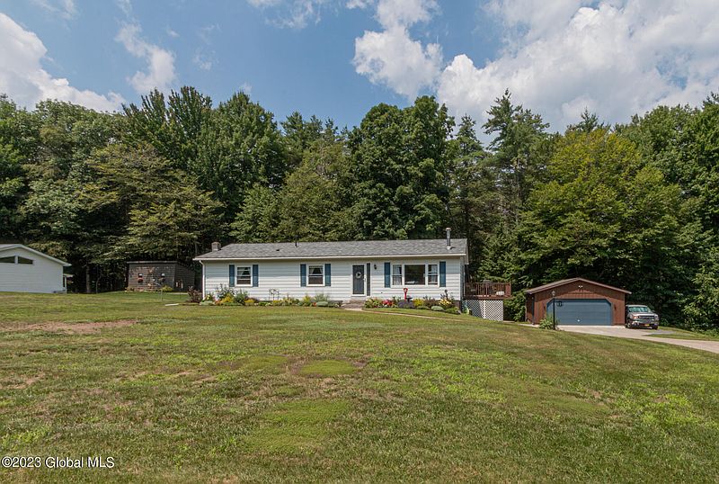 2nd image of 136 Berger Road