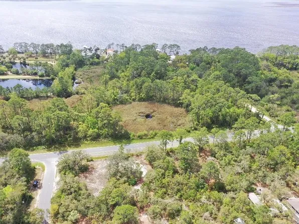 Xx Surf Rd, Panacea, FL 32346
