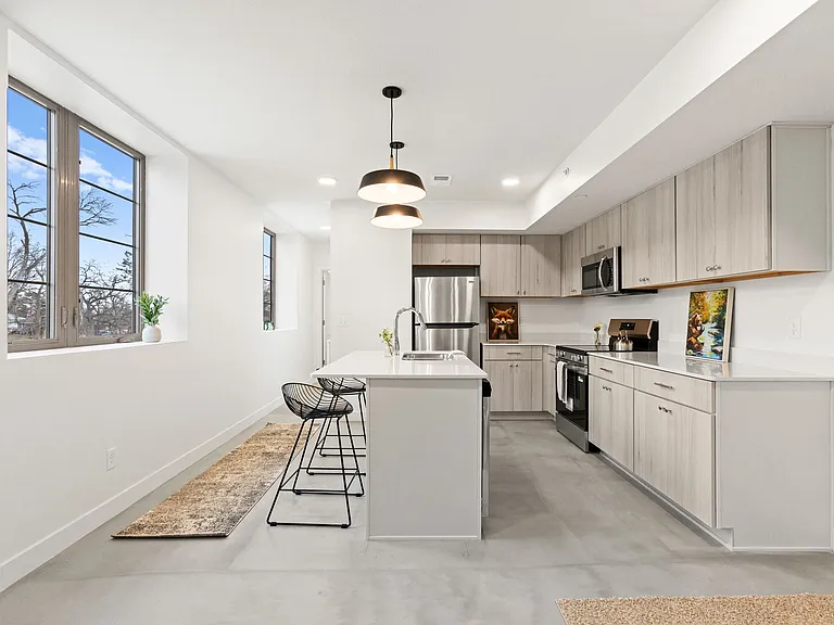 1268 N Locust St #13 — Photo 2