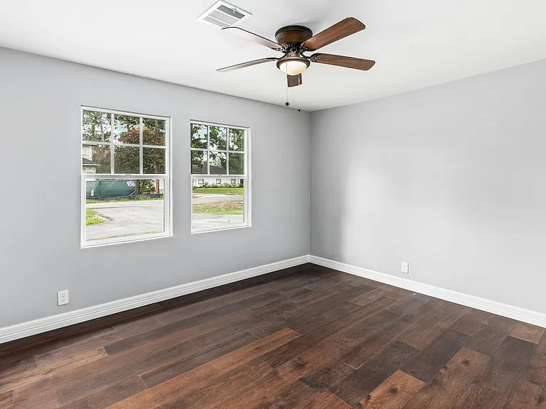 9313 Livernois Rd — Photo 10