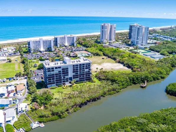 5059 N Hwy A1a #401, Hutchinson Island, FL 34949