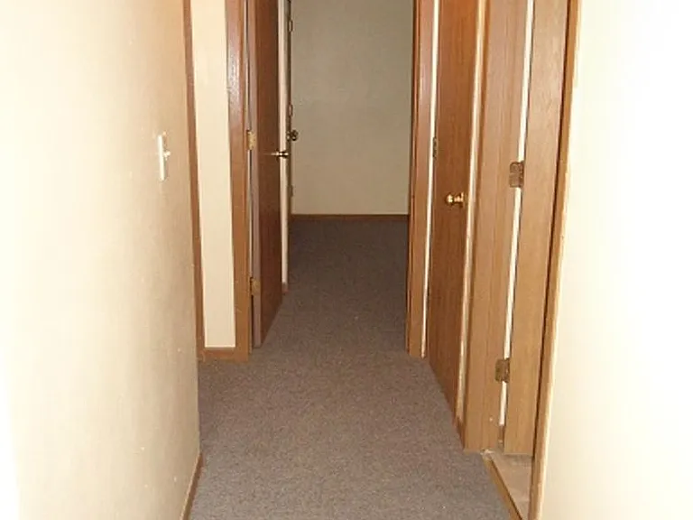 3325 Agin Ct NE — Photo 7