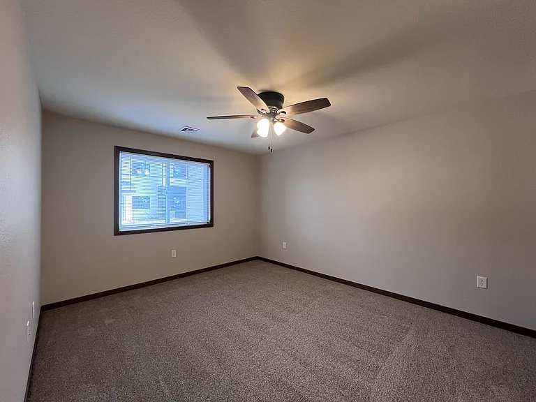 4823 Woodland Park Dr #8 — Photo 14