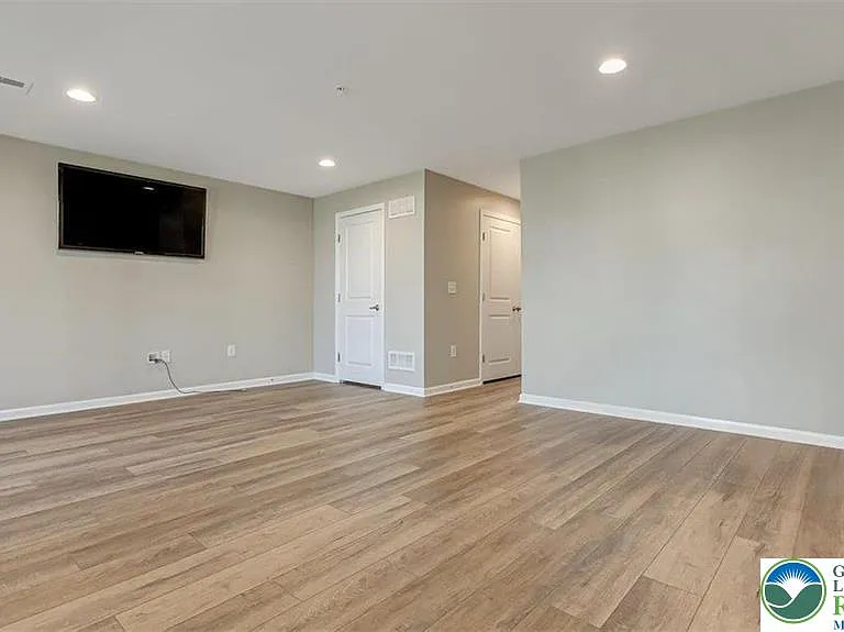 10 White Rose Ln — Photo 9