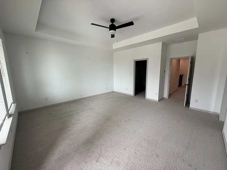 15832 Millwood Trl — Photo 11