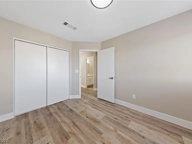 7627 Kalmalii Ave — Photo 21