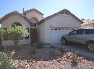 979 E Brentrup Dr, Tempe, AZ 85283