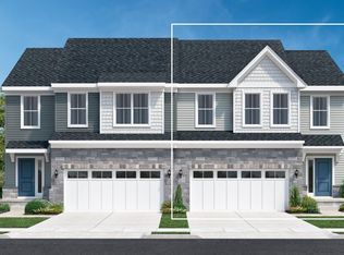 5359 Trail Vista Dr, West Bloomfield, MI 48323