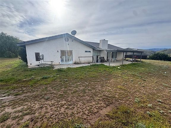 4th image of 33125 Big Springs Rd