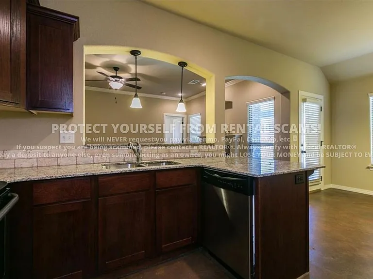 2852 W Millstone Dr — Photo 4