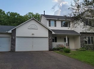 8455 Ashford Rd, Woodbury, MN 55125