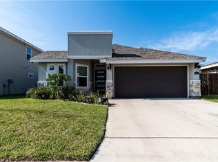 404 S Castillos Y Diamantes St, Mission, TX 78572