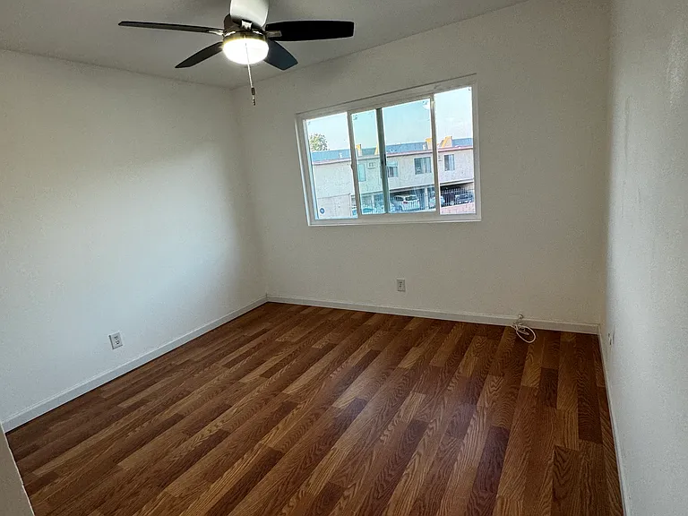1733 Normandy Pl #74 — Photo 9
