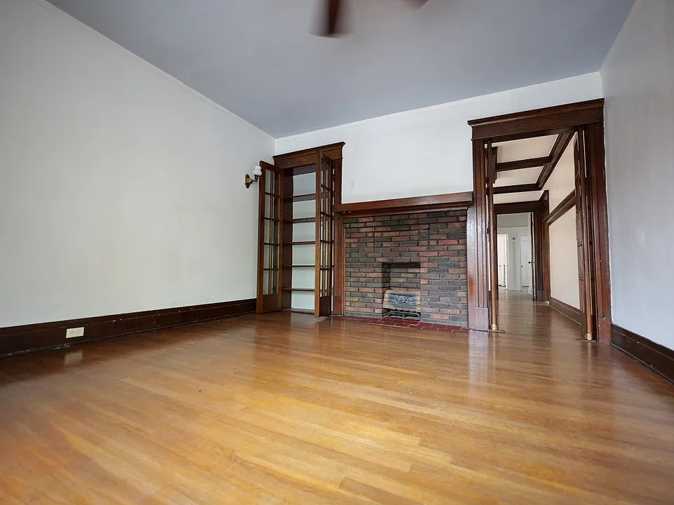 Living room 1