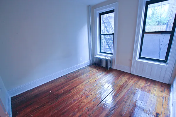 Rented by Jonis Realty | media 14