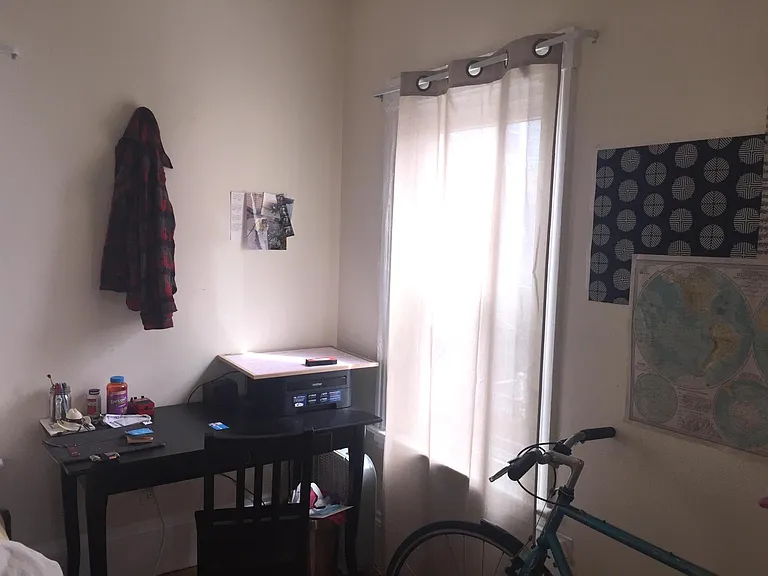 8 Perry St #1 — Photo 12