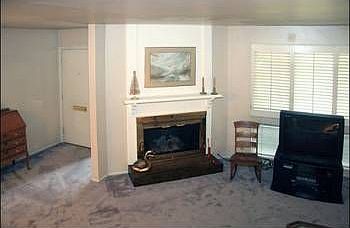 2nd image of 5761 Park Pl W