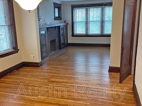 2nd image of 5039 Sutherland Ave #2F