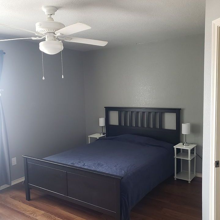 1st image of 104 Palomino Ln