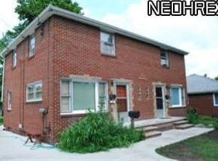 701-703 N Broadway St, Medina, OH