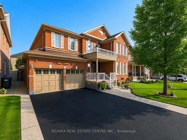 7 Prince Edward Blvd, Brampton, ON L6P 2E1