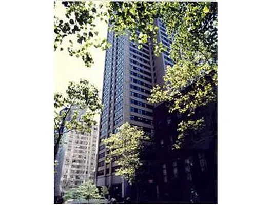 Sold by Douglas Elliman | media 21