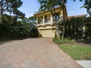 2110 Spring Ct, Palm Beach Gardens, FL 33410