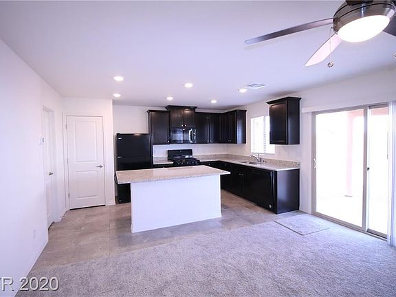 5th image of 6226 Portland Treaty Ave