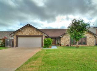 11616 Kings Cir, Oklahoma City, OK 73162