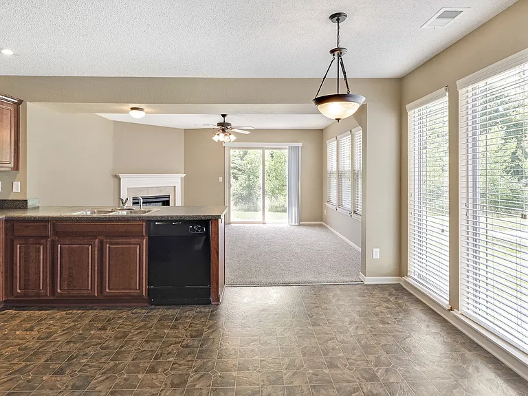 Bennington Park Townhomes — Photo 89