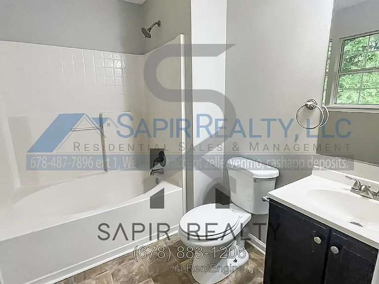 220 Beechwood Ln — Photo 10