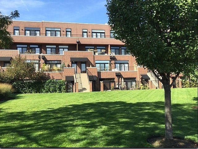 1st image of 2942 N River Walk Dr
