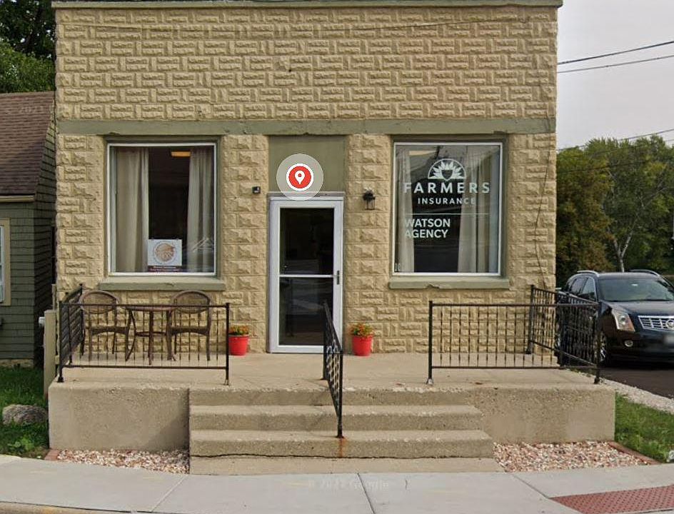 1st image of 109 N River St
