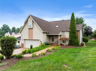323 Harmony Dr, Wintersville, OH 43953