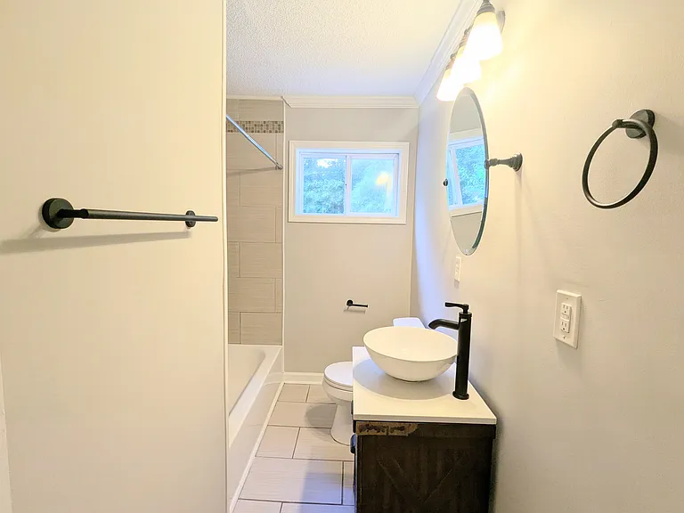 508 Mahaley Ave #1 — Photo 11