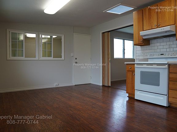 Kitchen / Living Room 1