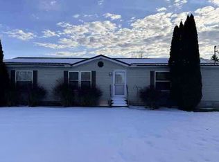 9308 Limeridge Rd, Mantua, OH 44255