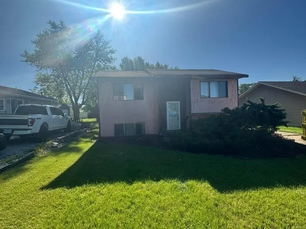 207 3rd St, Colo, IA 50056