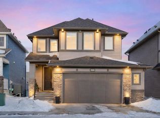 66 W Coopersfield Park SW, Airdrie, AB T4B 4K8