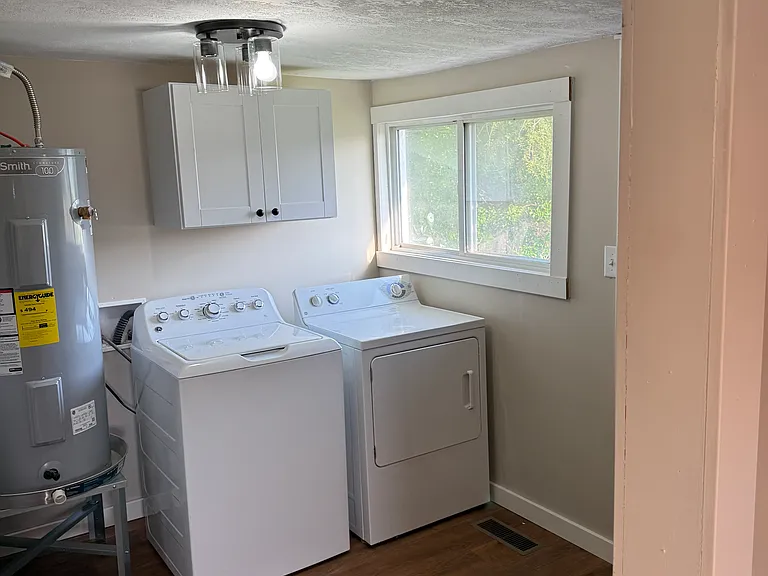 136 W Vine St — Photo 5